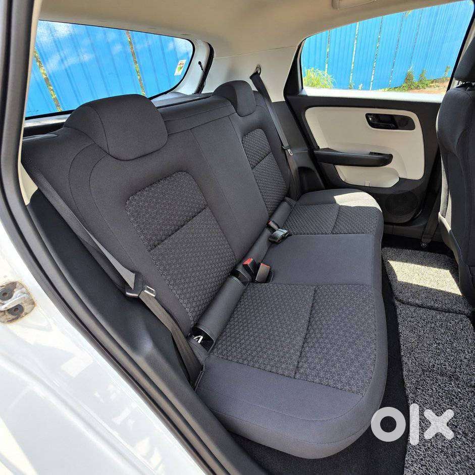 Tata Altroz Xm Plus Petrol, 2022, Petrol