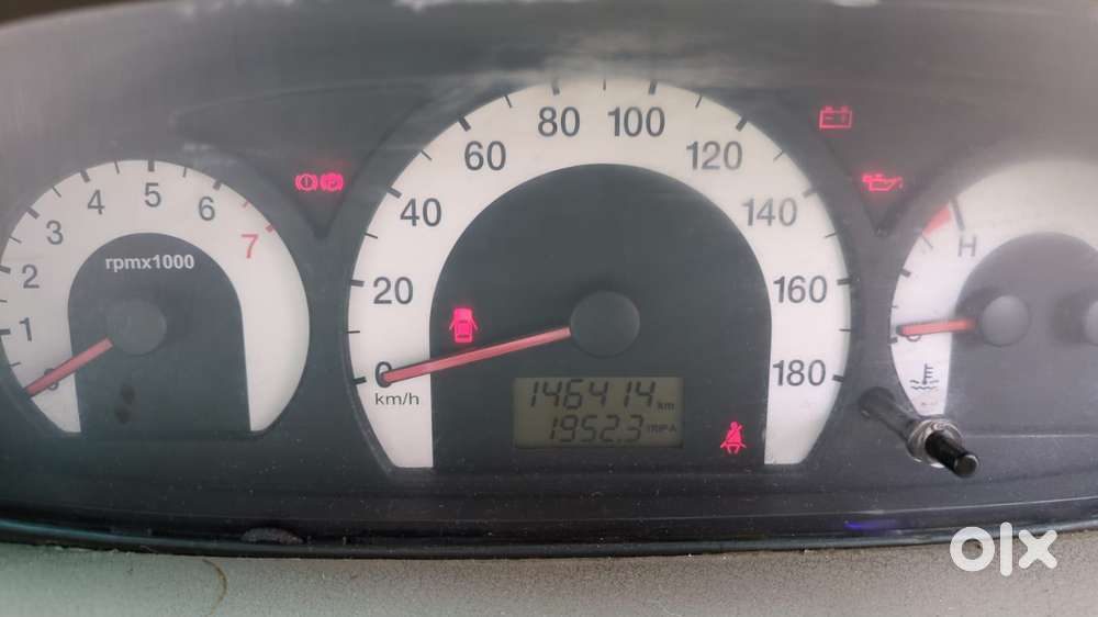 Mahindra Xylo 2009-2011 E8 Abs Airbag Bsiv, 2011, Diesel