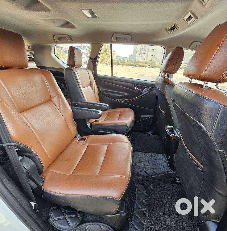 Toyota Innova Crysta 2.4 G Mt, 2019, Diesel