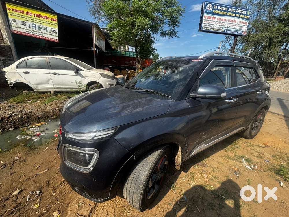 Hyundai Venue 2019 Diesel 110000 Km Driven
