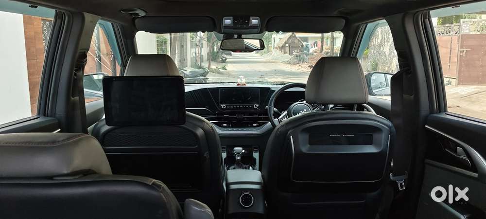 Kia Carens X Line 1.5 Diesel At 6 Str, 2023, Diesel