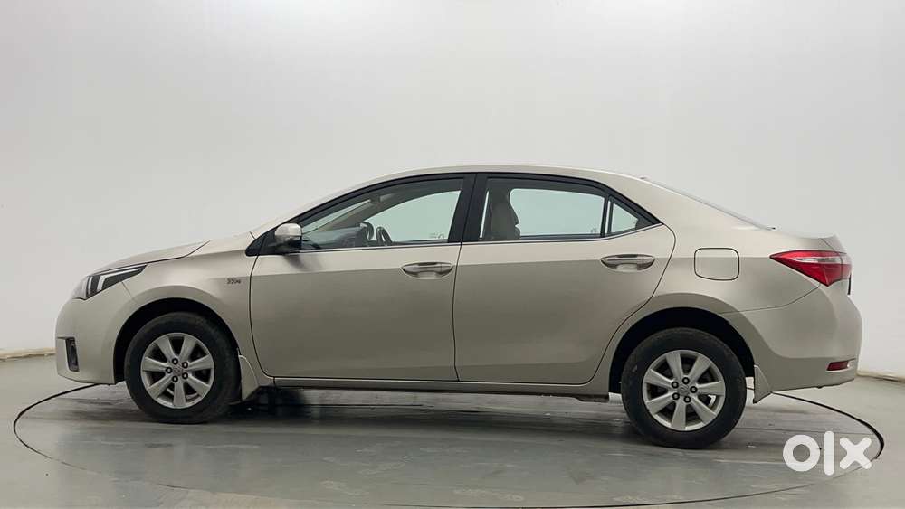 Toyota Corolla Altis 1.8 G, 2015, Petrol