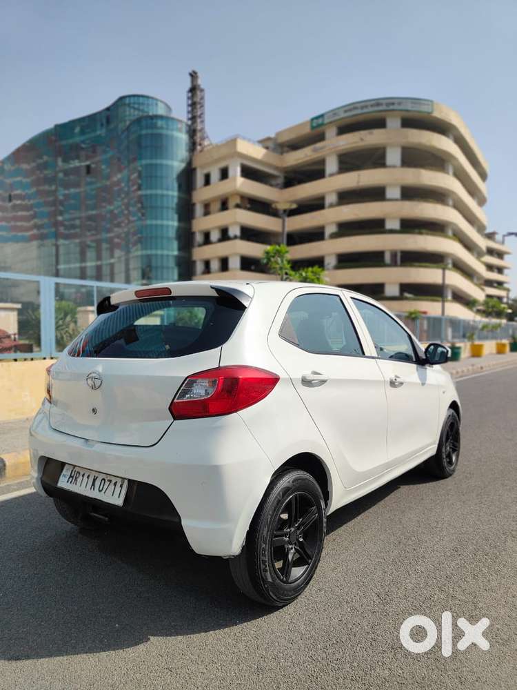 Tata Tiago 1.2 Revotron Xt (o), 2018, Petrol