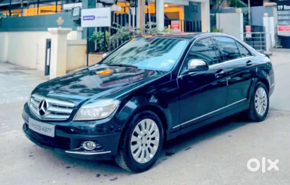Mercedes-benz C-class 2010 Petrol Well Maintained