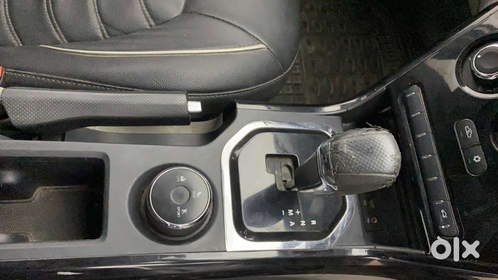 Tata Nexon 1.2 Revotron Xma, 2019, Petrol