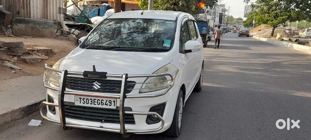 Maruti Suzuki Ertiga Vxi, 2014, Petrol