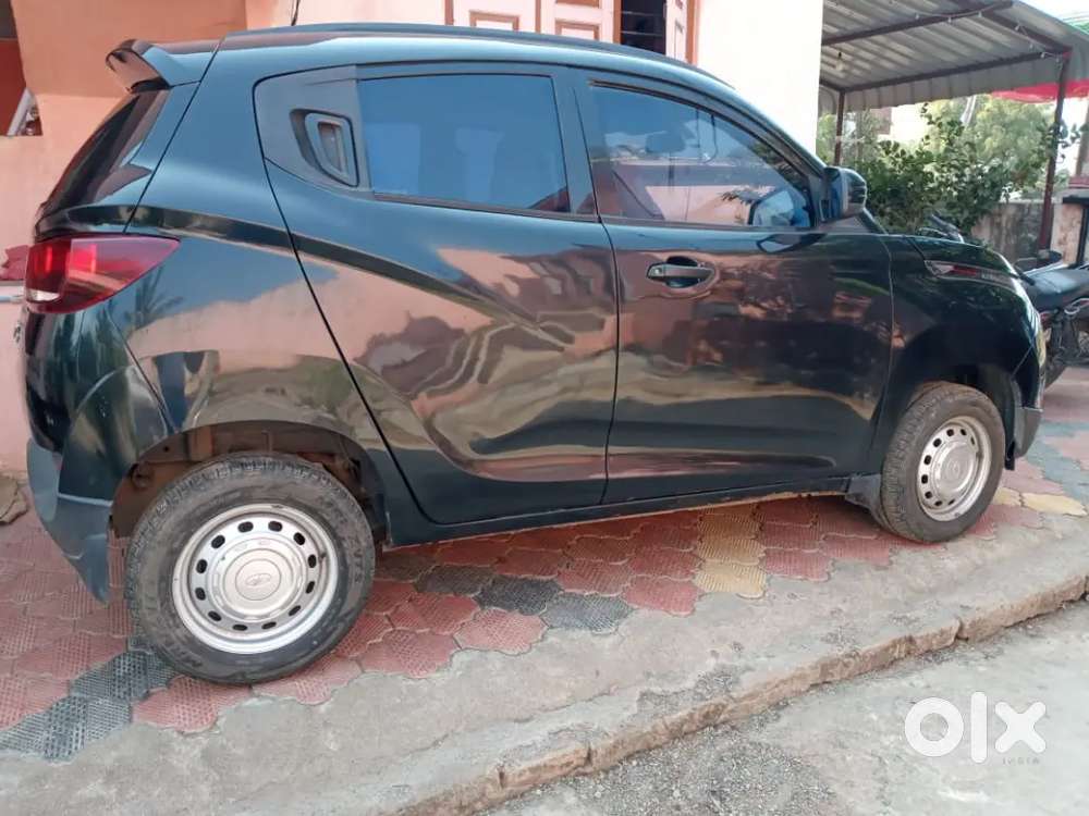 Mahindra Kuv 100 2016 Petrol Manual