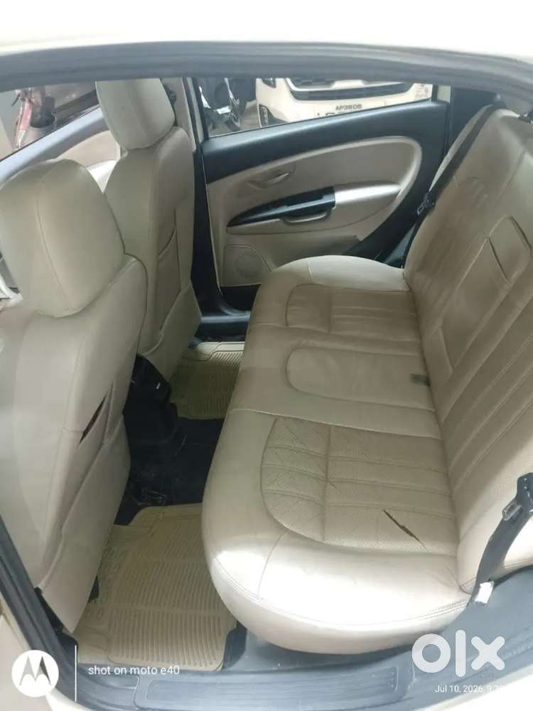 Fiat Linea Emotion 2016