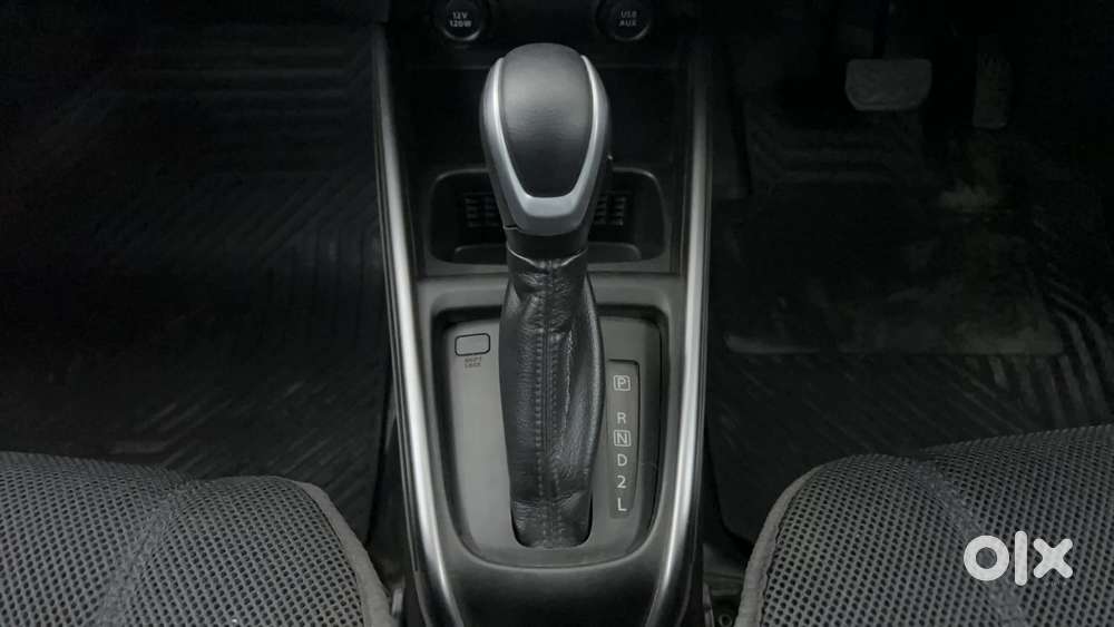 Maruti Suzuki Xl6 1.5 Alpha At, 2022, Petrol