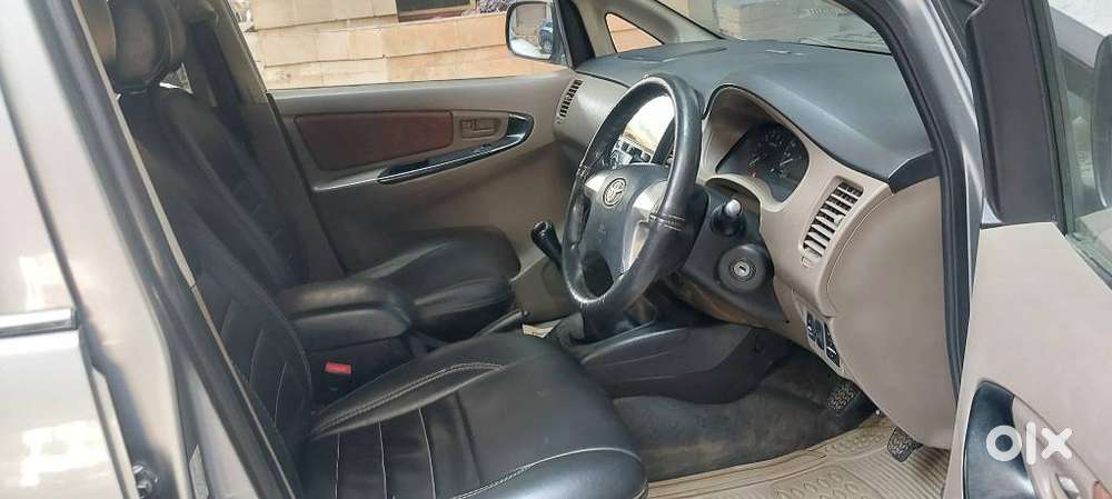 Toyota Innova 2.5 G (diesel) 7 Seater, 2015, Diesel