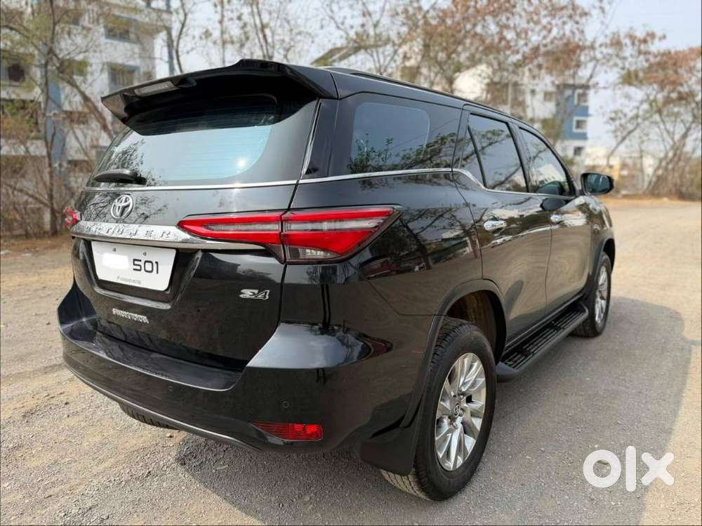 Toyota Fortuner 4x4 At 2.8 Diesel, 2022, Diesel