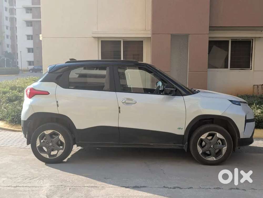 2025 Electric Vehicle Tata Punch Ev Empowered Plus Lr (long Range)