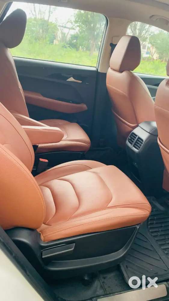 Mg Hector Plus 6 Seater Diesel