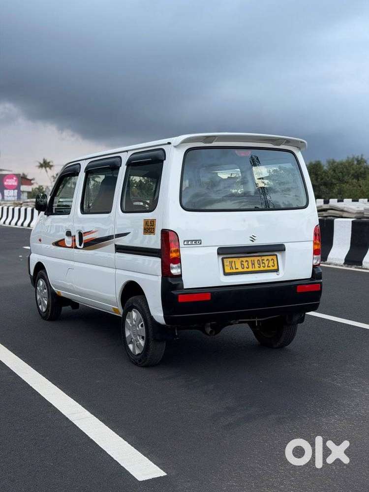 Maruti Suzuki Eeco 1.2 7 Str Std(o), 2022, Petrol
