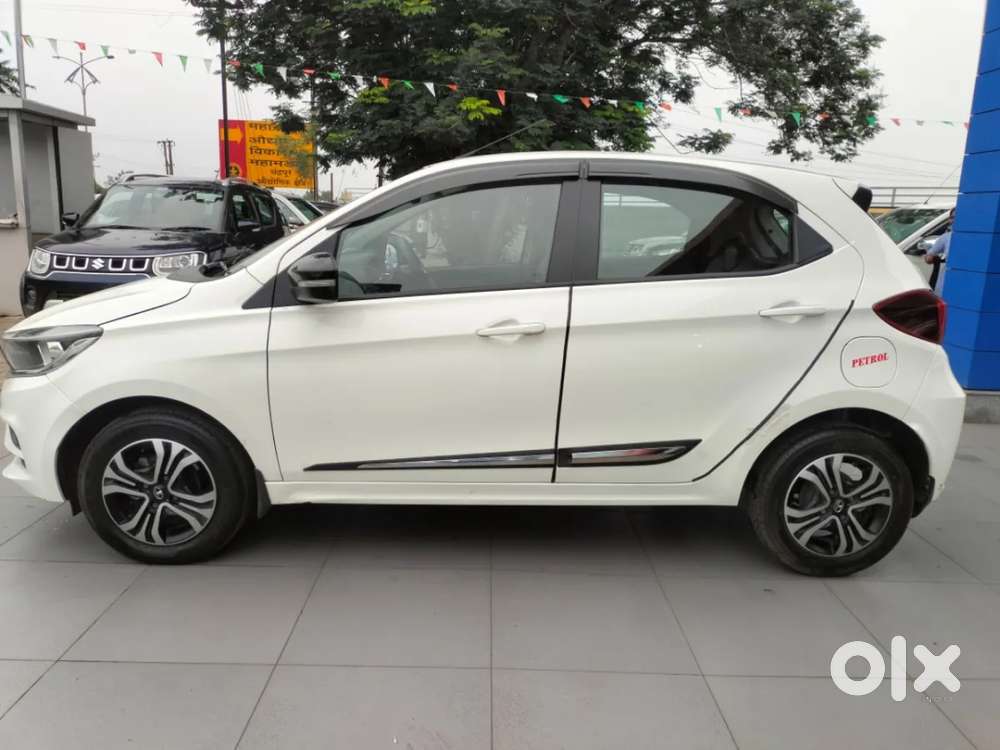 Tata Tiago 1.05 Revotorq Xt, 2024, Petrol