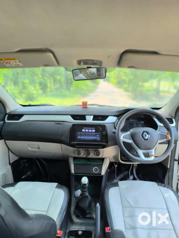 Renault Triber Rxz, 2020, Petrol