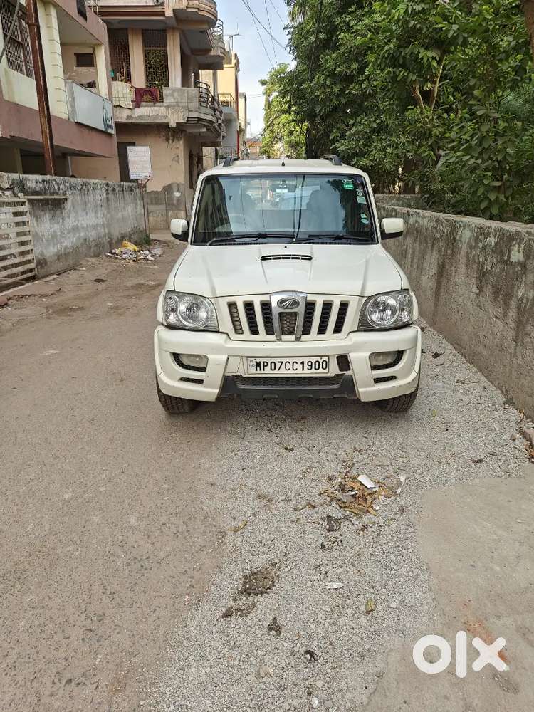 Mahindra Scorpio Classic 2010