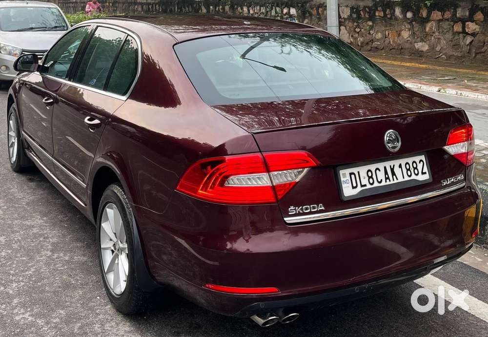 Skoda Superb Elegance 1.8 Tsi At, 2015, Petrol