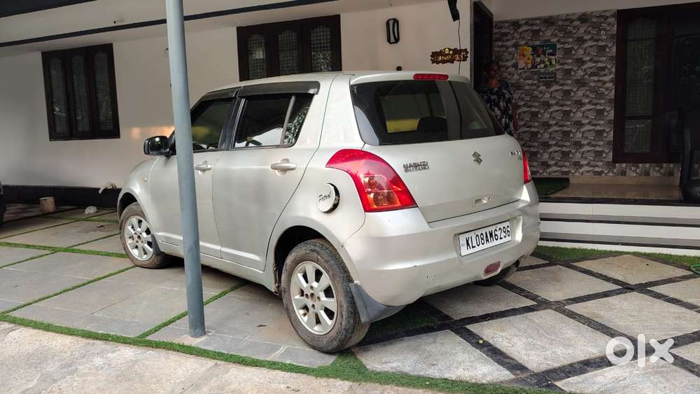 Maruti Suzuki Swift Vxi Optional, 2007, Petrol