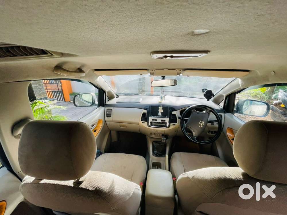 Toyota Innova Diesel 2010 Model