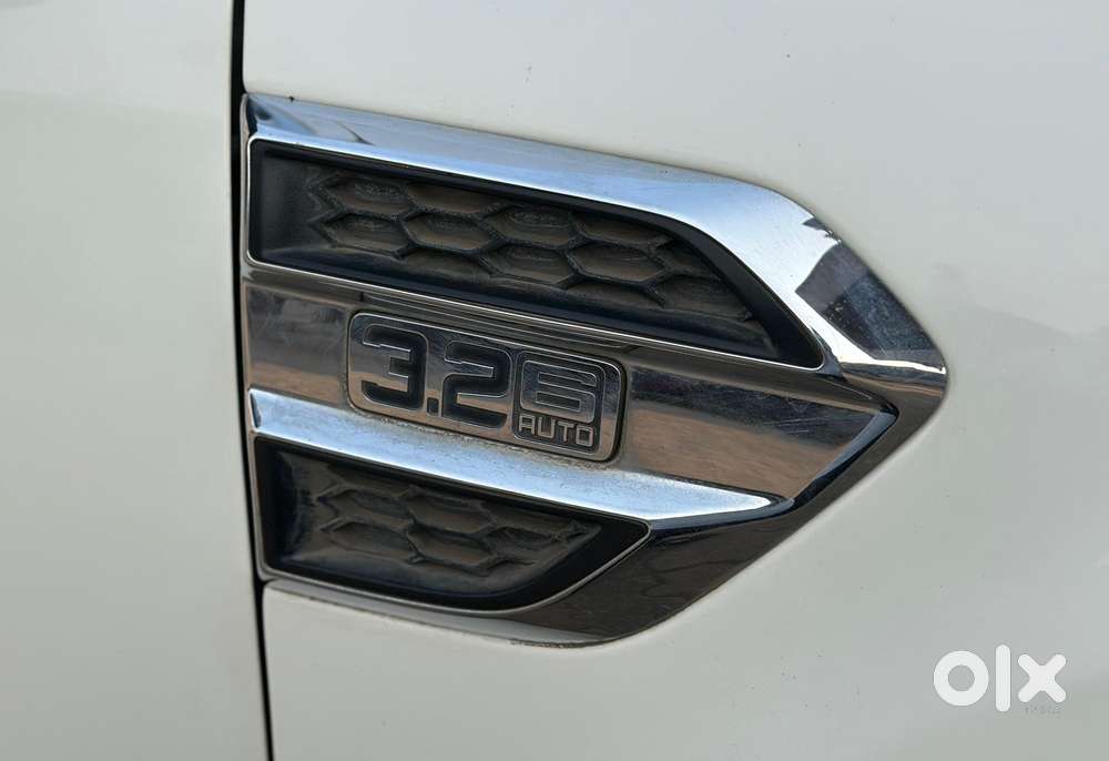 Ford Endeavour 3.2 Titanium At 4x4, 2016, Diesel