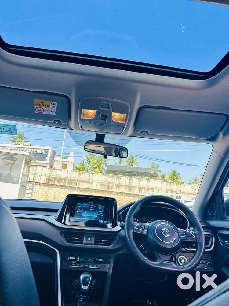 Maruti Suzuki Vitara Brezza 1.5 Zxi At, 2023, Petrol