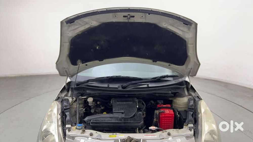 Maruti Suzuki Swift 1.2 Lxi (o), 2017, Petrol