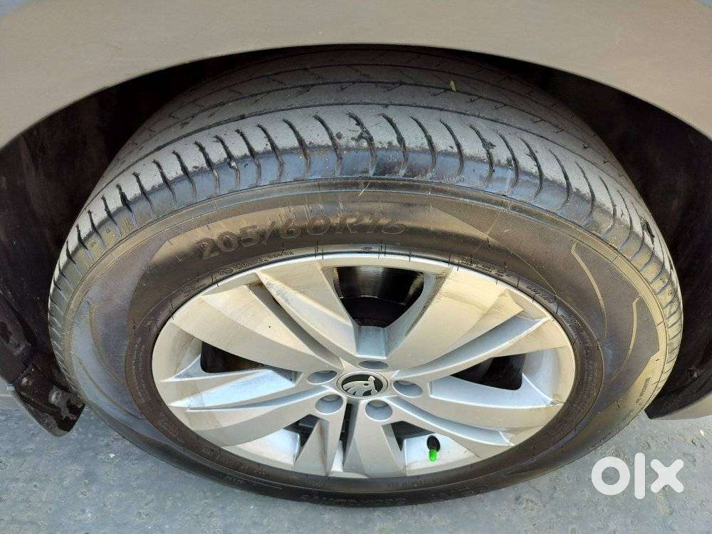 Skoda Kushaq 1.0 Tsi Ambition At, 2022, Petrol