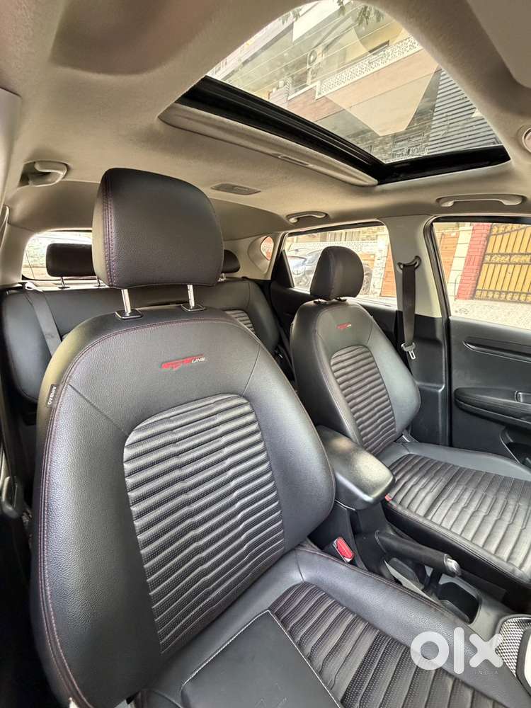 Kia Sonet Diesel Well Maintained With Under Extended Warranty