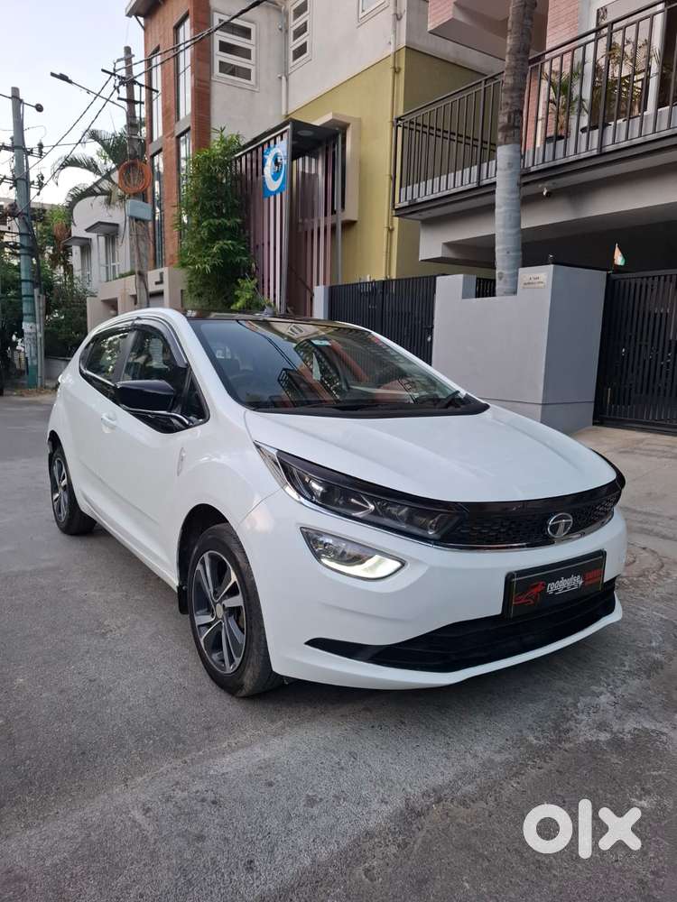 Tata Altroz Xz Plus (s), 2023, Petrol