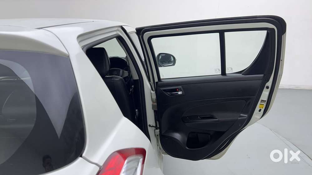 Maruti Suzuki Swift 2018 Vxi, 2017, Petrol