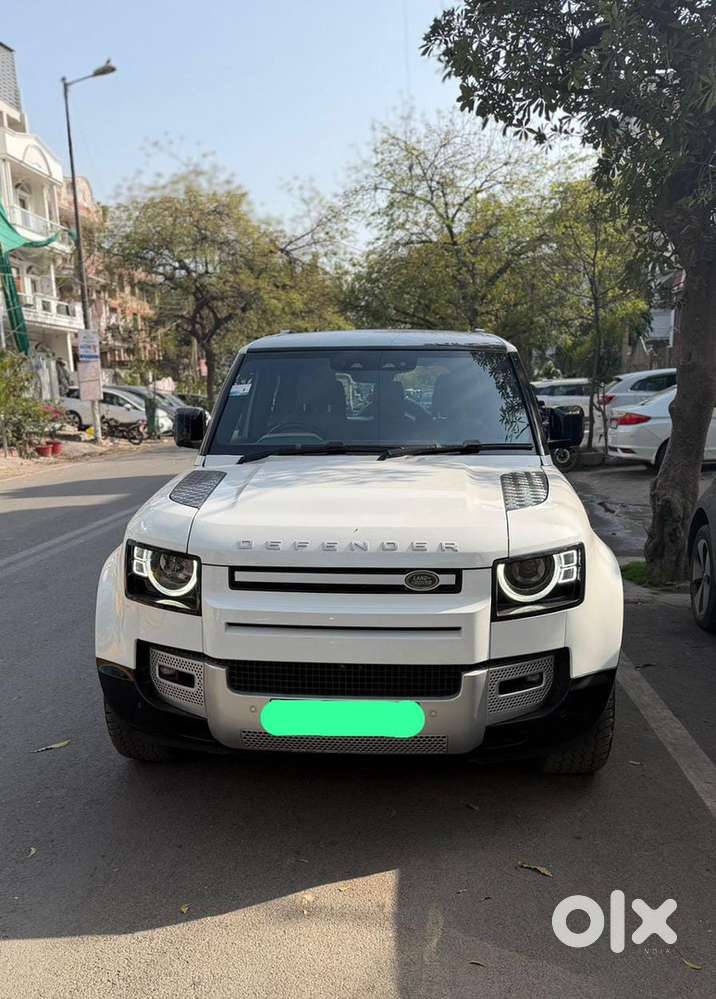 Land Rover Defender 2023