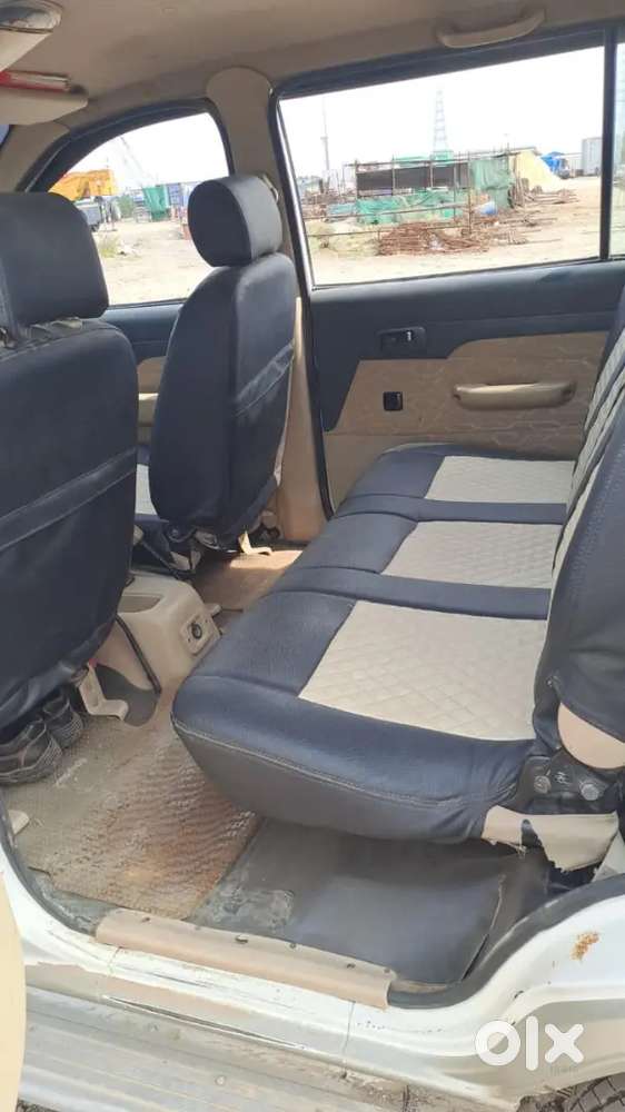 Chevrolet Tavera 2013