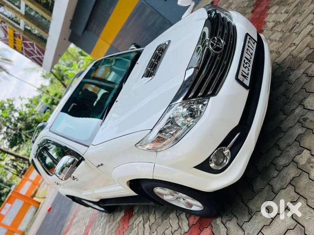 Toyota Fortuner 3.0 4x2 Mt, 2009, Diesel