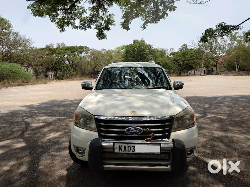 Ford Endeavour Diesel AT 2011 model