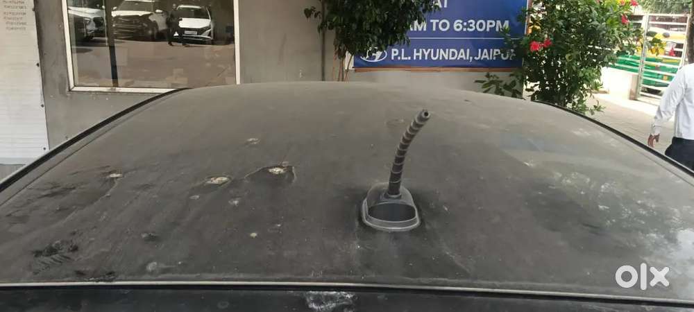 Dusri Gadi Leni Hai Isko Bechkar