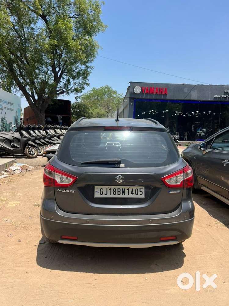Maruti Suzuki S-cross 2020 Petrol Well Maintained