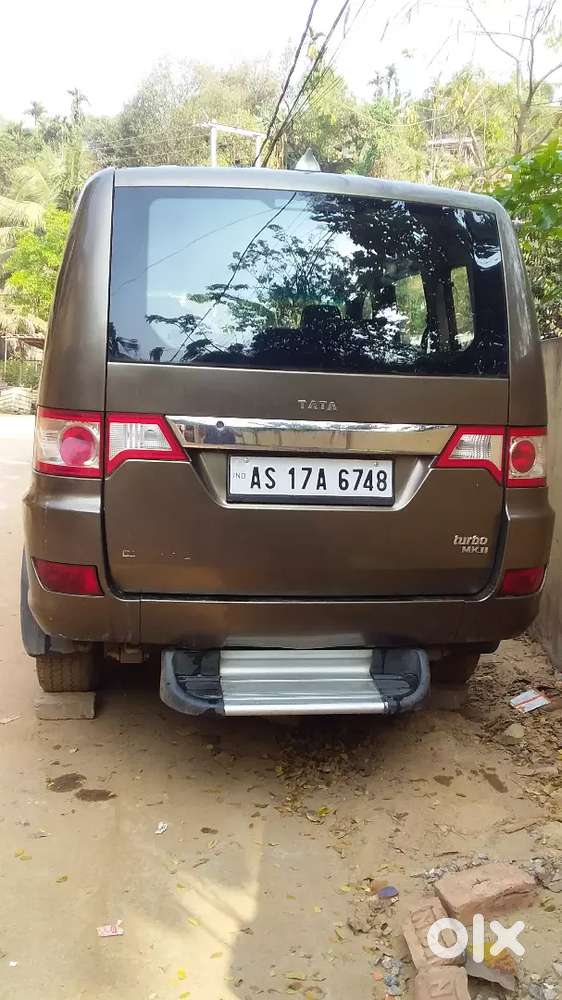 Tata Sumo Grande 2010 Diesel 100000 Km Driven
