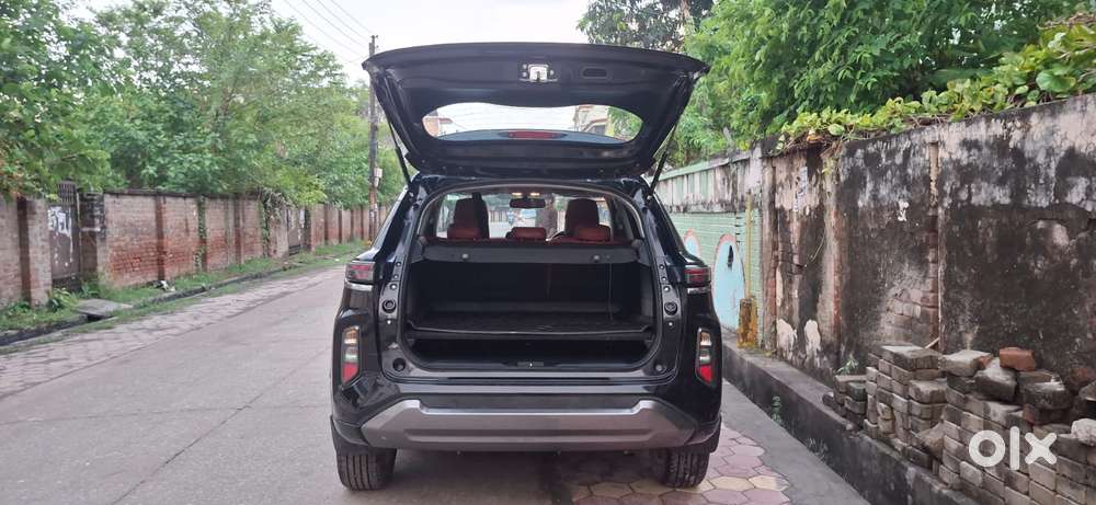 Maruti Suzuki Grand Vitara 1.5 Zeta Plus Intelligent Hybrid Ecvt, 20..