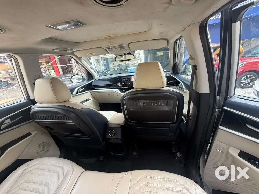 Kia Carens Luxury 2022