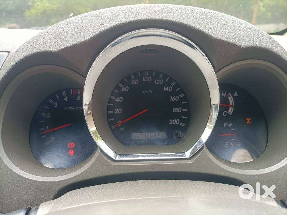 Toyota Fortuner 3.0 4x4 Manual, 2011, Diesel