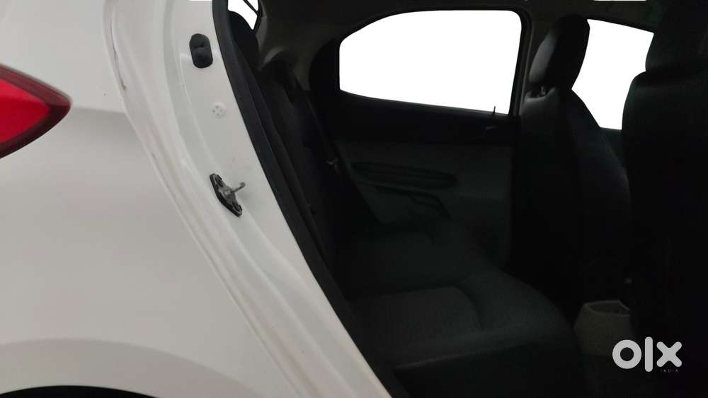 Tata Tiago 1.2 Revotron Xz, 2019, Petrol
