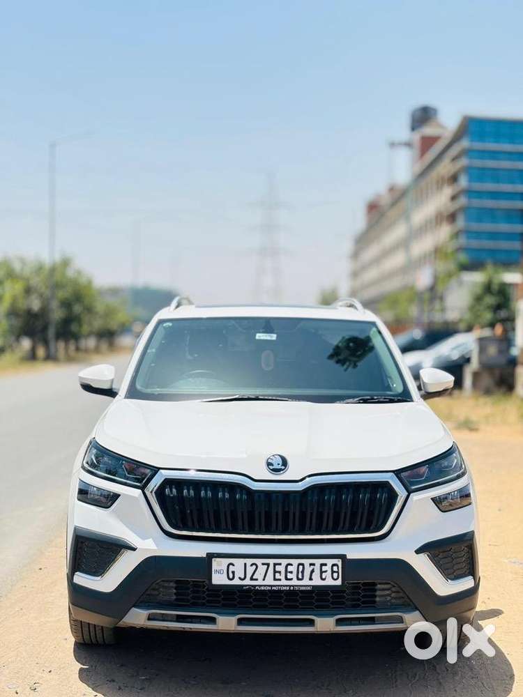 Skoda Kushaq 2025 Petrol 14300 Km Driven
