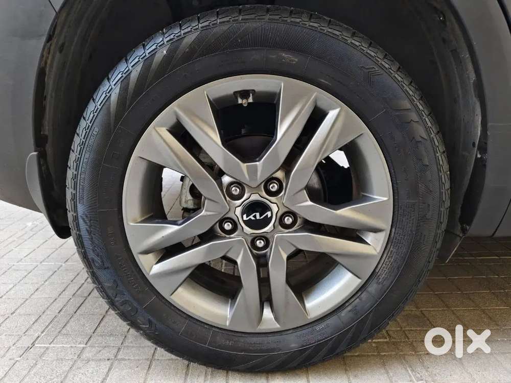 Mh31 Kia Seltos G 1.5 Ivt Htx ..2022 ..1st Owner.petrol ..22000 Km