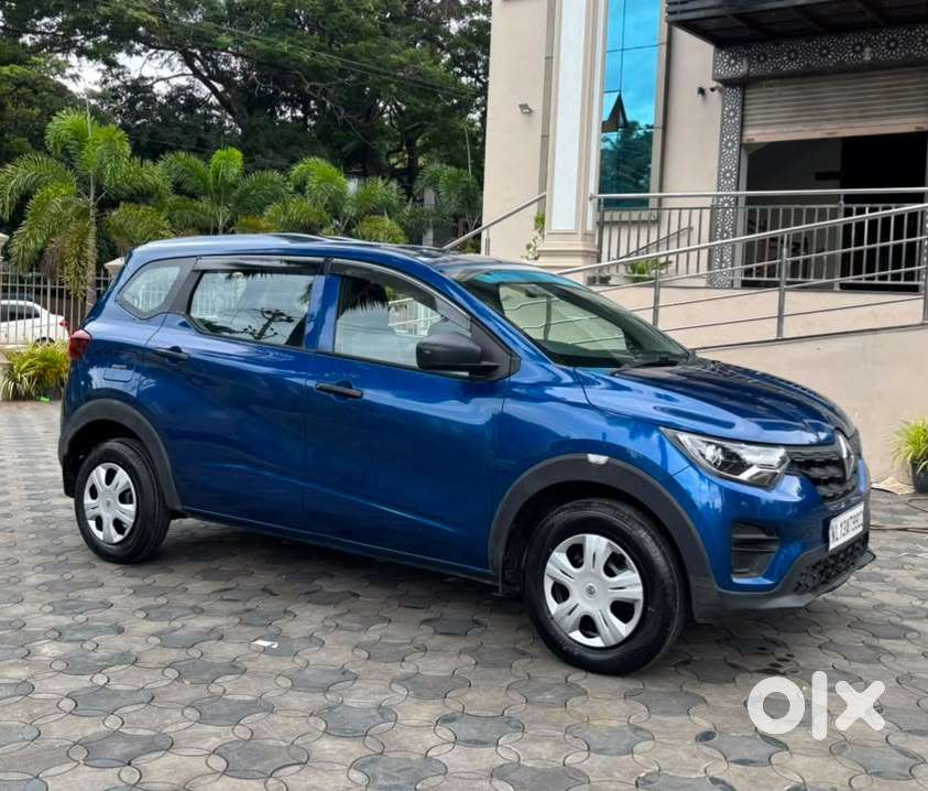 Renault Triber 1.0 Rxe, 2021, Petrol