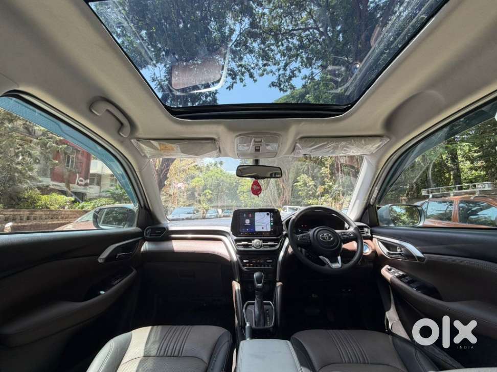 Toyota Urban Cruiser Hyryder 1.5 V Hybrid, 2024, Petrol