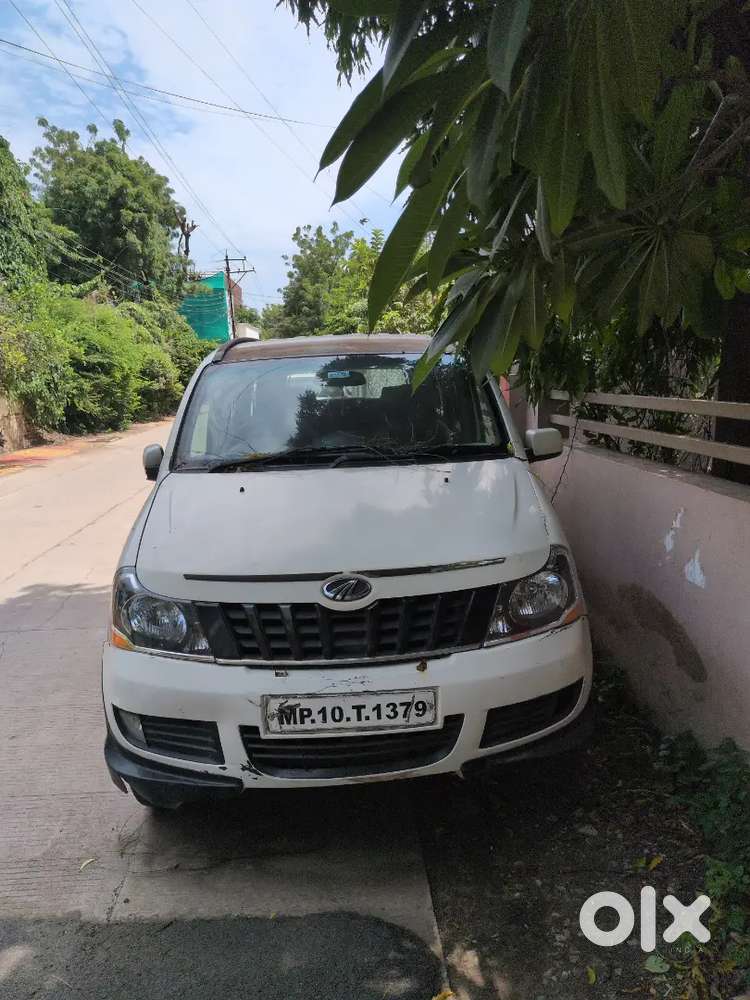 Mahindra Xylo H8 2016