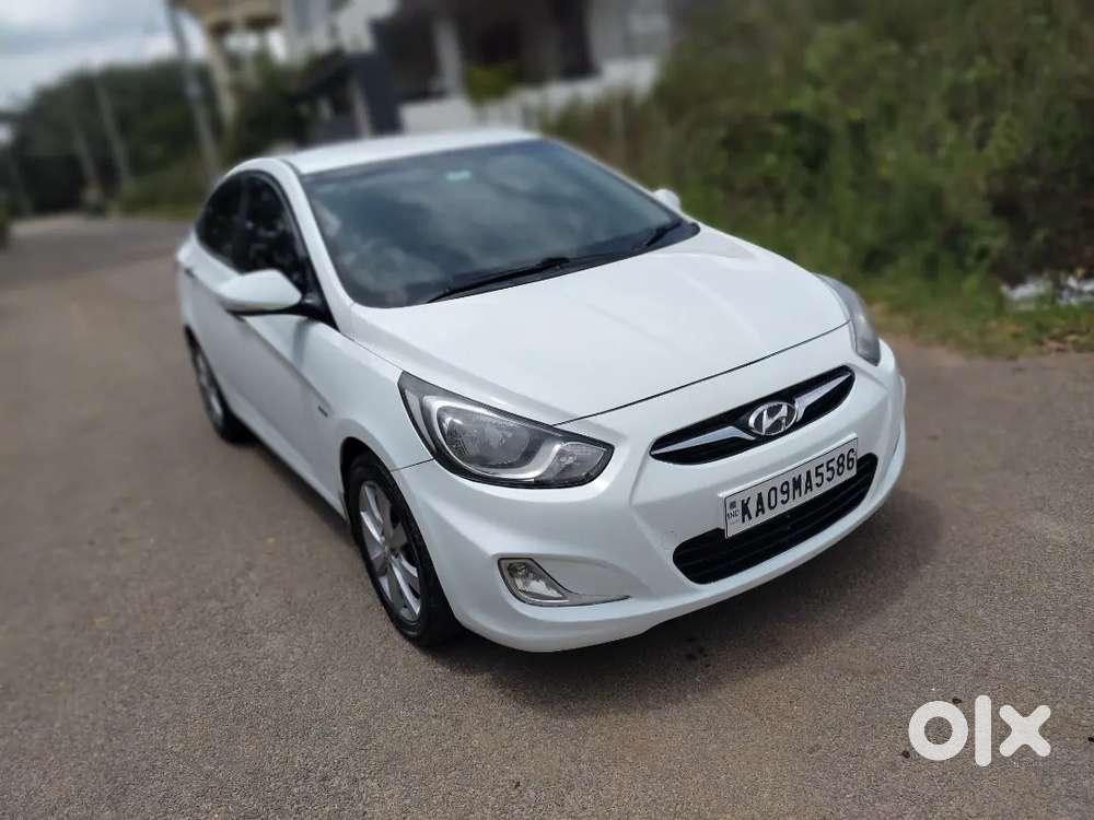 Hyundai Verna 1.6 SX CRDi 2013... Spinny & car 24 people plz dont cal.