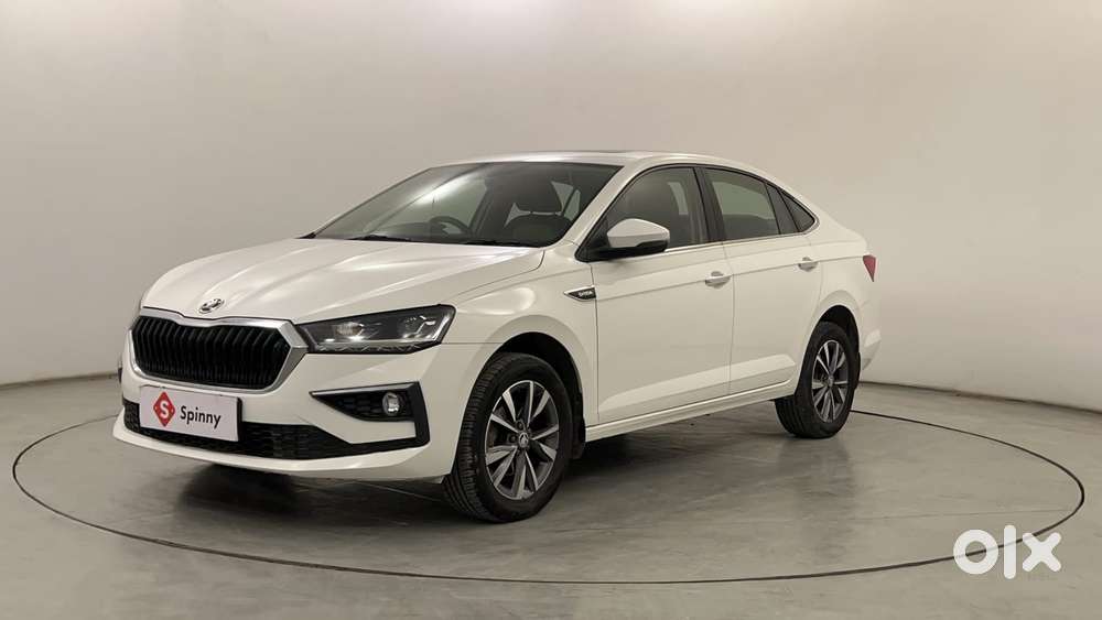 Skoda Slavia Style 1.0l Tsi At, 2024, Petrol