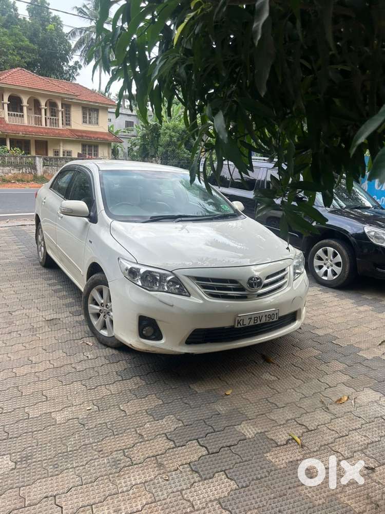 Toyota Corolla Altis 2012 Petrol